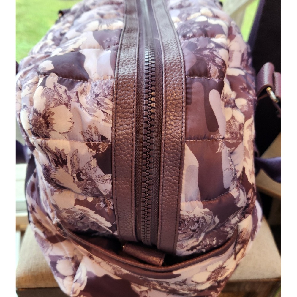 Cynthia Rowley Large Quilted Purple Lavender Floral Camo Weekender Diaper Bag - Picture 3 of 16